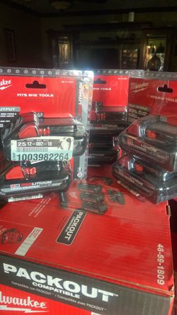 Mlwaukee m18  high out put cp3.0 battery