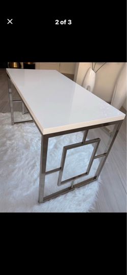 Beautiful elegant upscale luxury table With Chrome Sides