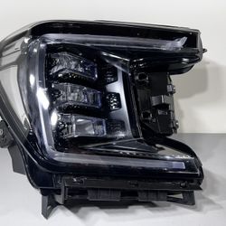 2021 2022 GMC Yukon Denali OEM LED Headlight RH Right Passenger side (contact info removed)5