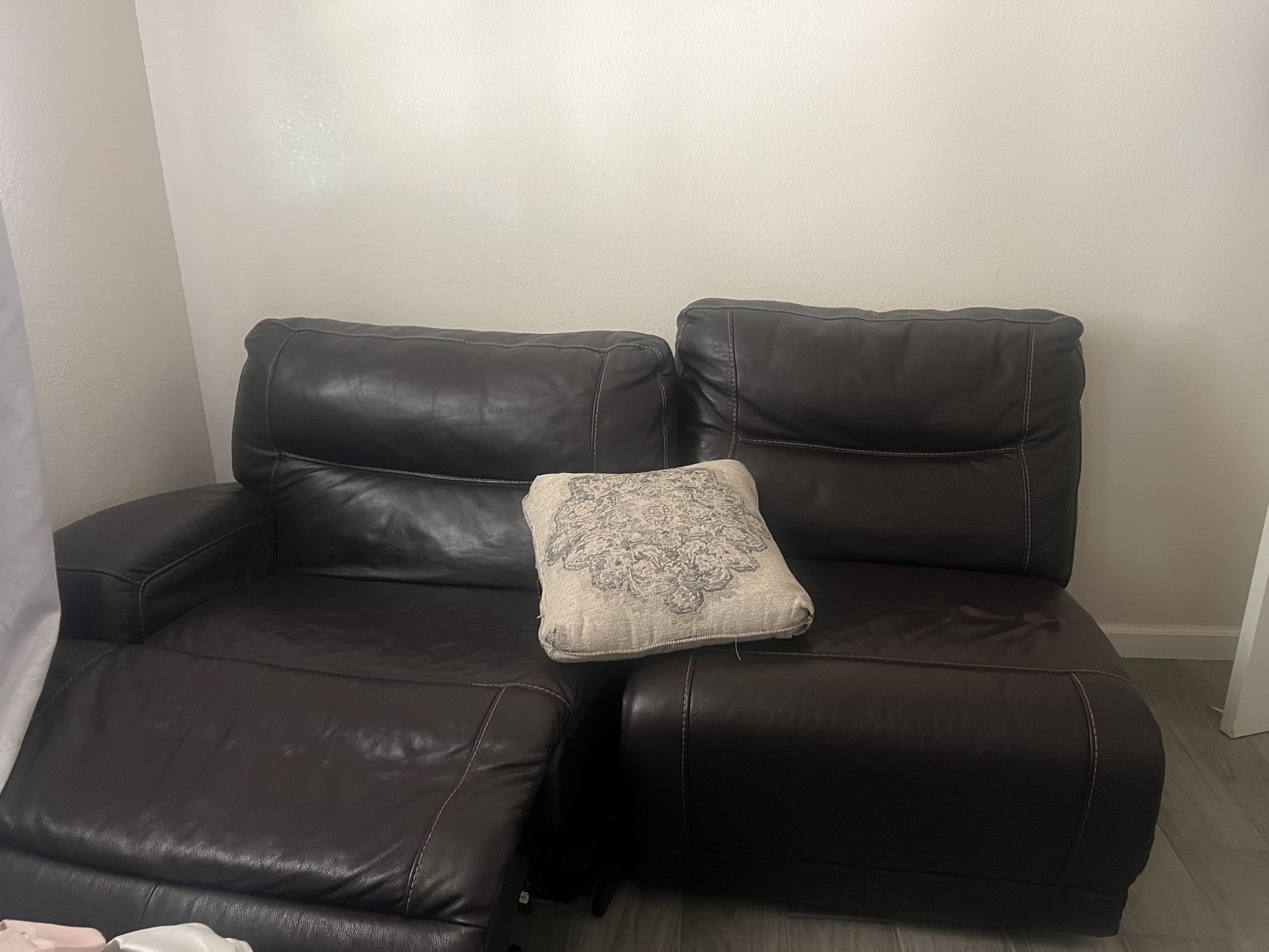 3 Piece Leather Couches 