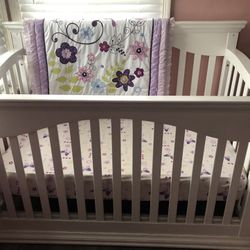 Baby Crib  With Mattress 