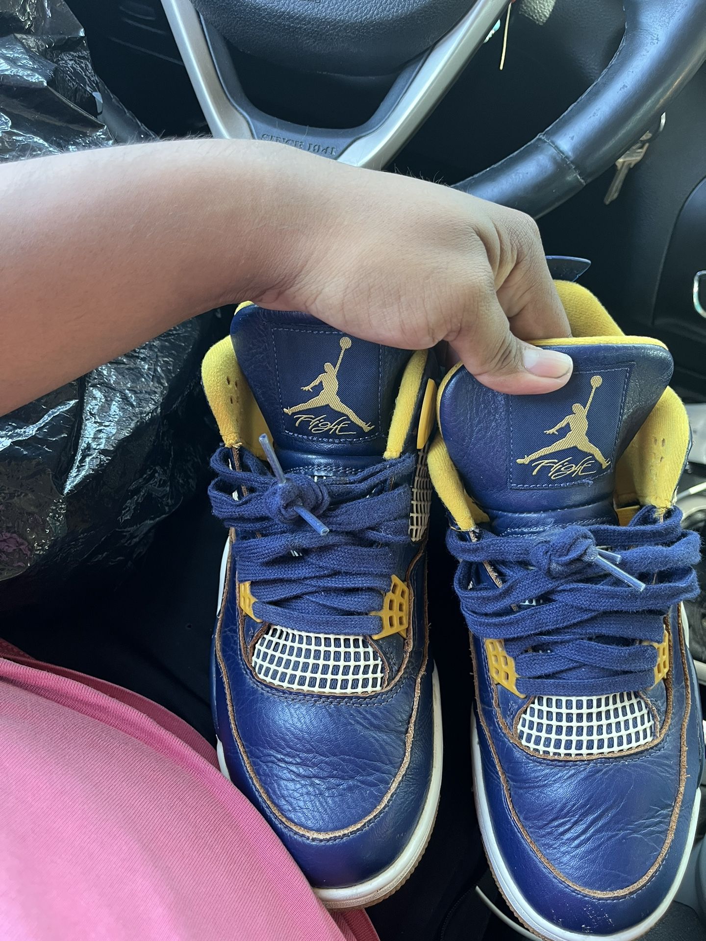 Jordan 4