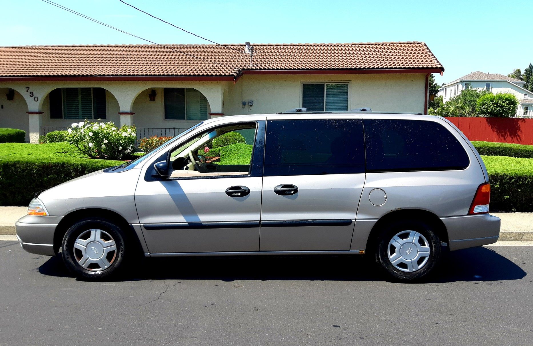 2003 Ford Windstar