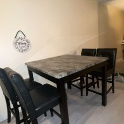 Dining Table With Chairs 