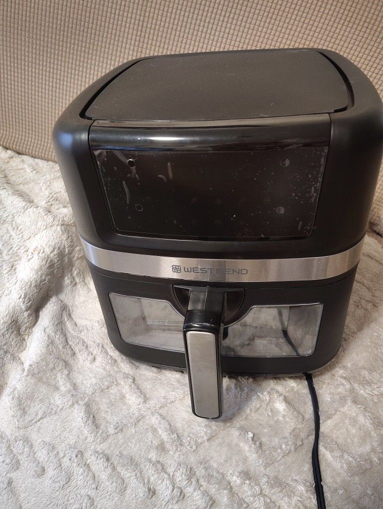 Westbend 8 Qt Air fryer