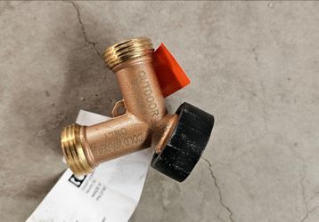 Brass faucet adapter