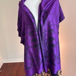 Shawl scarf lite warm purple le with black pattern  Measurements  72” X27” With fringe