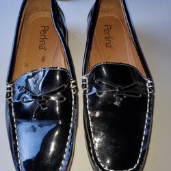 Perinatal Black Flat Dress Shoes Size 6