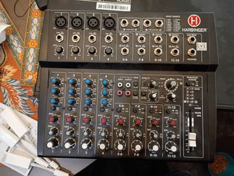 Harbinger 12 channel mixer  w/ effects