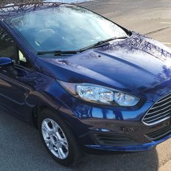 2016 Ford Fiesta 64k $9500