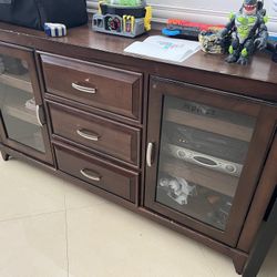 ENTERTAINMENT CENTER