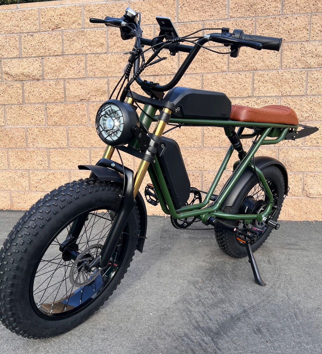 New! Electric Bike, 750 W, Full Suspension,2 Riders, Dual Battery, Green/ Red Frame, Free Delivery! 
