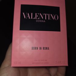 Valentino Perfume 