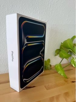 Brand New Sealed M5 iPad Pro 11” 512GB Space Black WiFi.