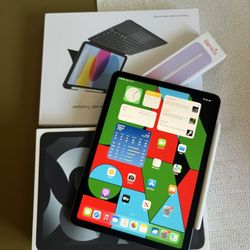 Apple iPad Air 5th Generation (M1 Chip) 64GB with Box, Pen And Keyboard