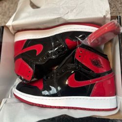 Jordan 1s Retro High OG ‘Patent Bred’ 5Y