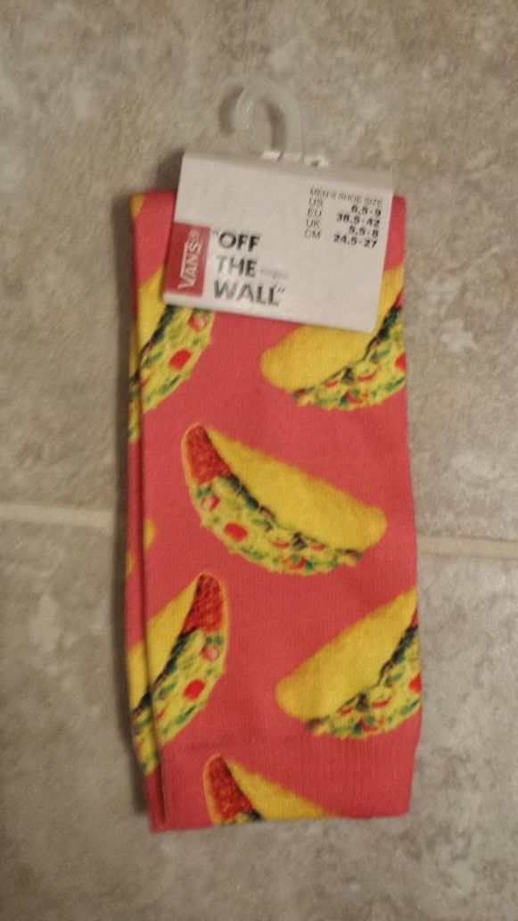 Vans Off The Wall taco socks, new