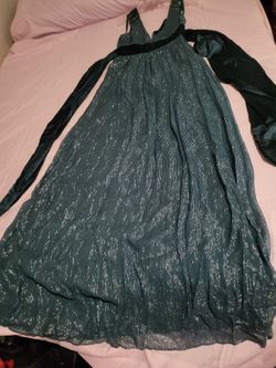 BCBGMAXARIA Green Sparkling Dress Size 2