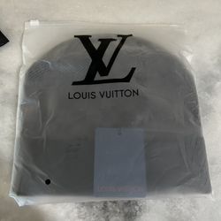 Louis Vettion Beanie 