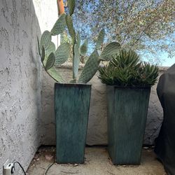 Decorative Ceramic Garden / Flower Pot / Planters, Toll / Extra Large price for one only