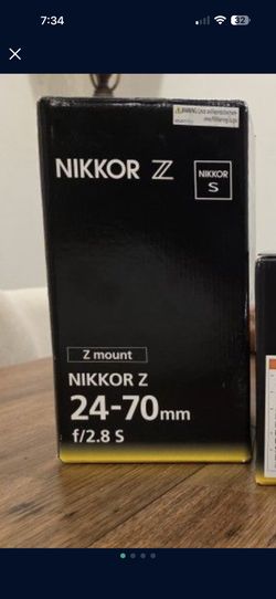 Nikon 24-70mm f/2.8 S lens
