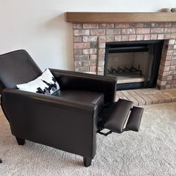 Leather Reclining Chairs