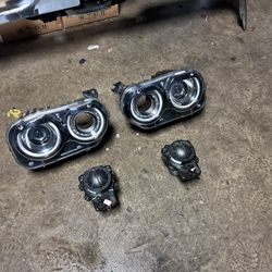 2020 Challenger Headlight Xenon 