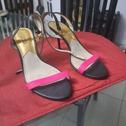 Michael  Kors Leather  Woman  Shoes Size 7 1/2 