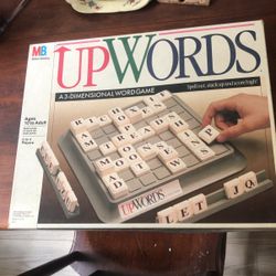 UPWORDS Board Gane $19.99