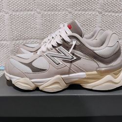 New Balance 9060 - size 5