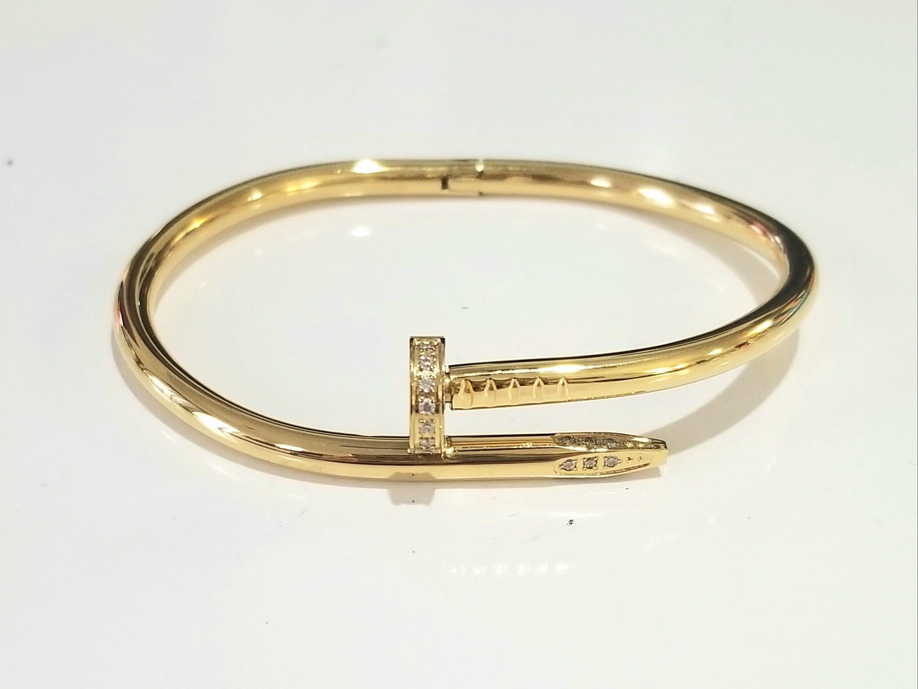Nail gold bracelet bandle