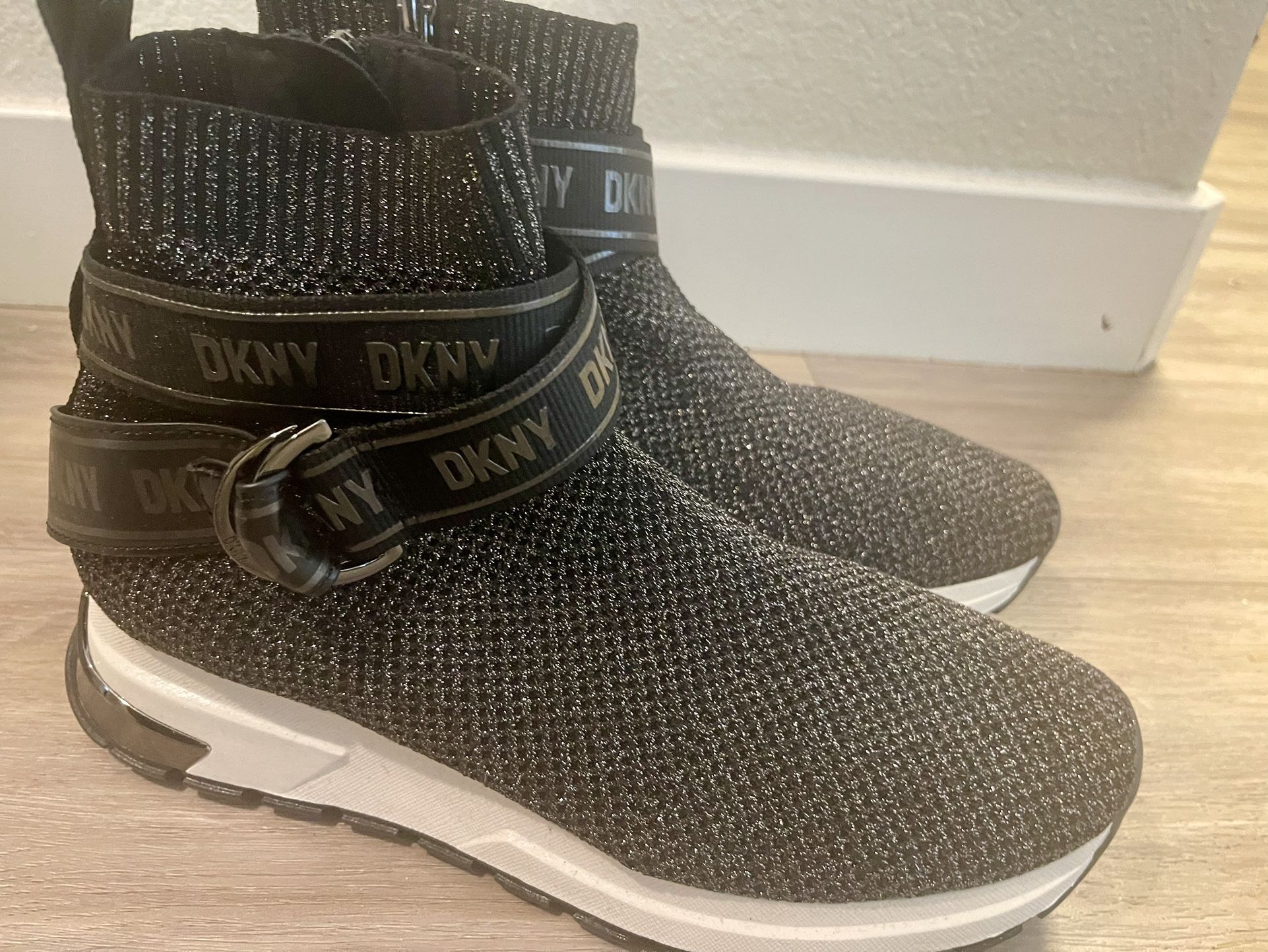 DKNY BOOTS