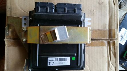 Nissan Altima 2.5s engine computer