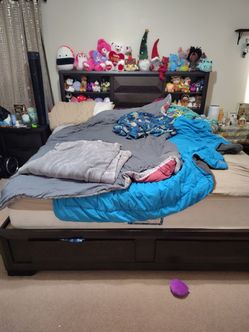 KING SIZE BEDROOM SET