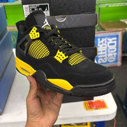Air Jordan 4 Retro Black Lightning 