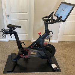 Peloton Bike