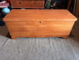 1952 Lane Cedar Chest