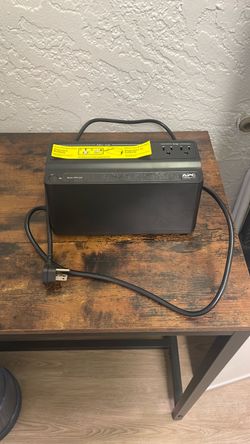 APC Battery Backup (Back-UPS 425)