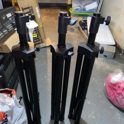 3 Speakers Stands 