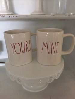 Rae Dunn mugs