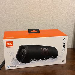 JBL Charge 5