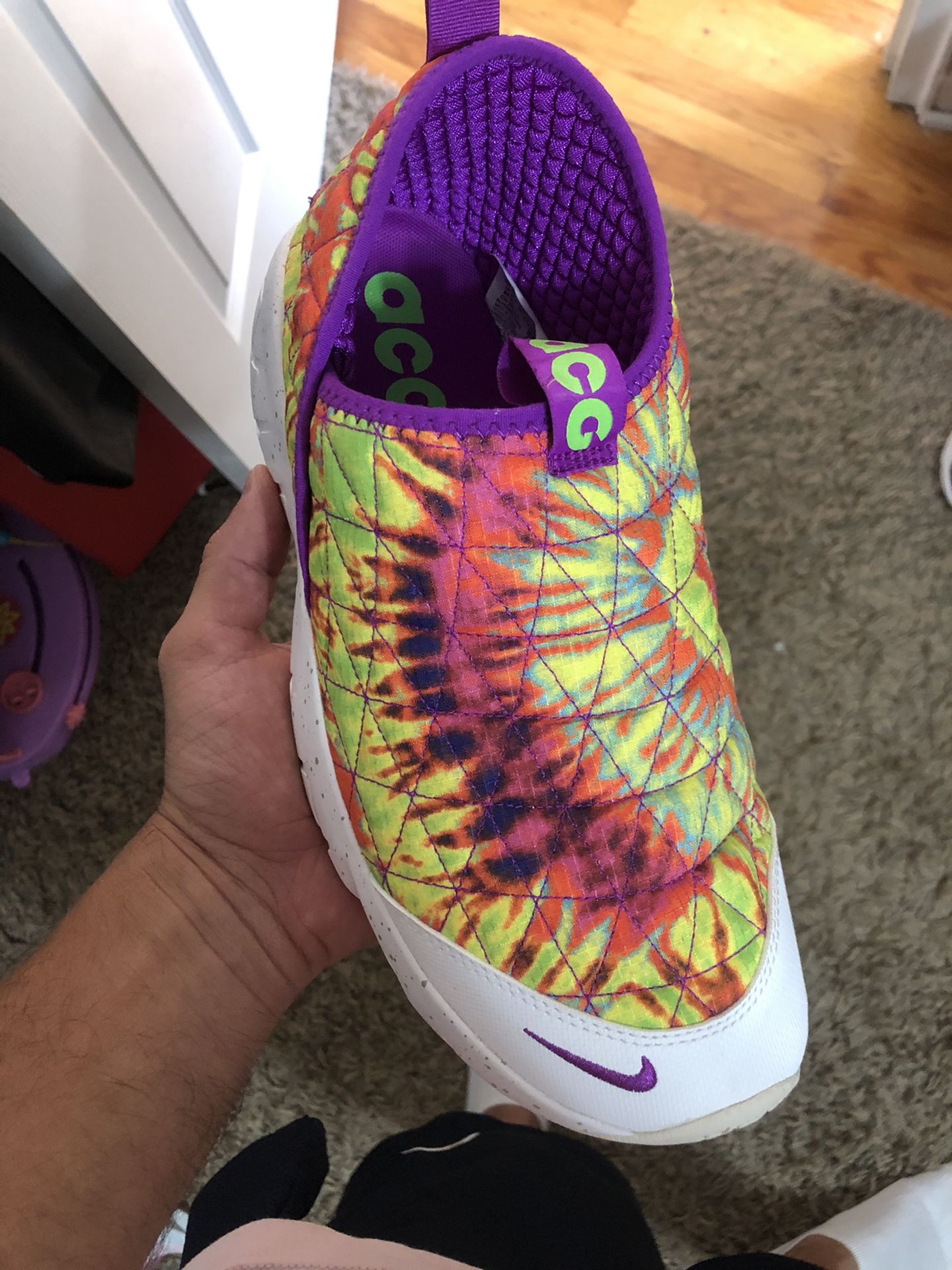 Nike moc acg. Size 9.5 never worn