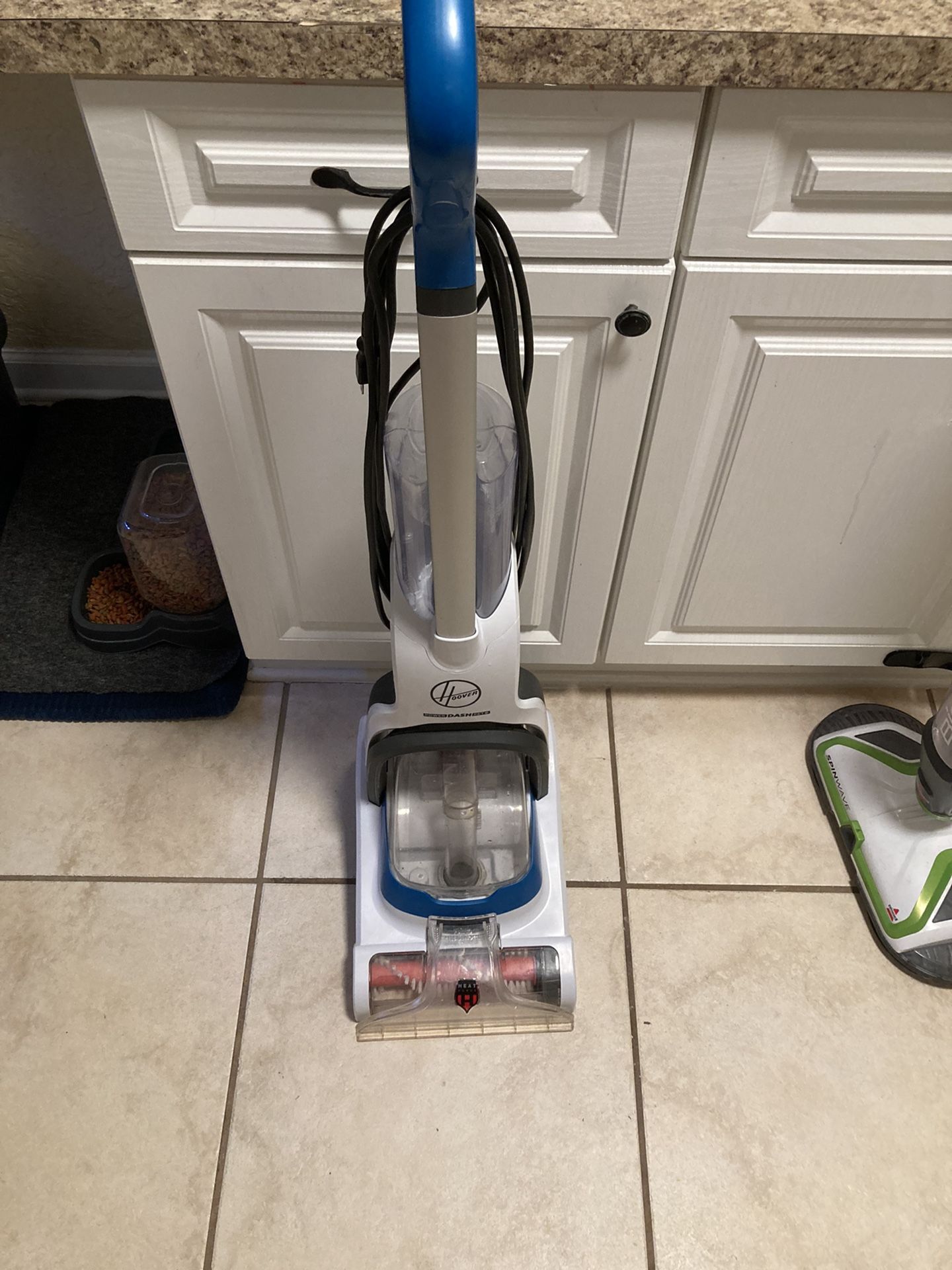Hoover PowerDash Pet Carpet Cleaner