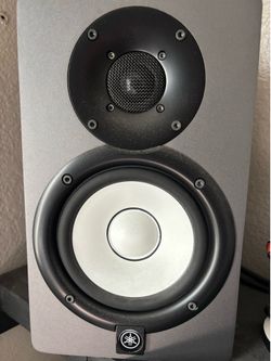 Yamaha speakers