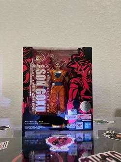 S.H. Figuarts Super Saiyan God Goku EVENT EXCLUSIVE COLOR EDITION