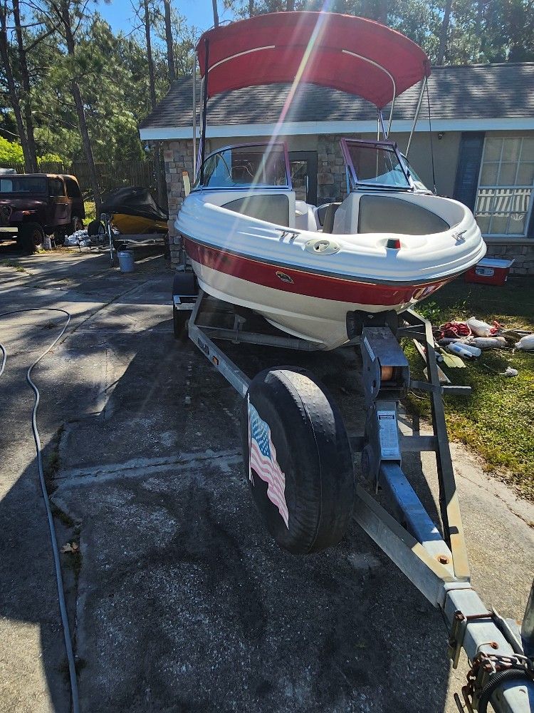2004 Sea Ray 180