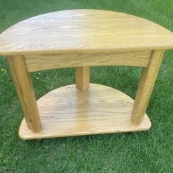 2 Oak End Tables 