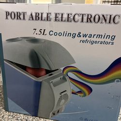 Portable electronic 7.5 L cooling and warming cooler I have more than one price $35 each