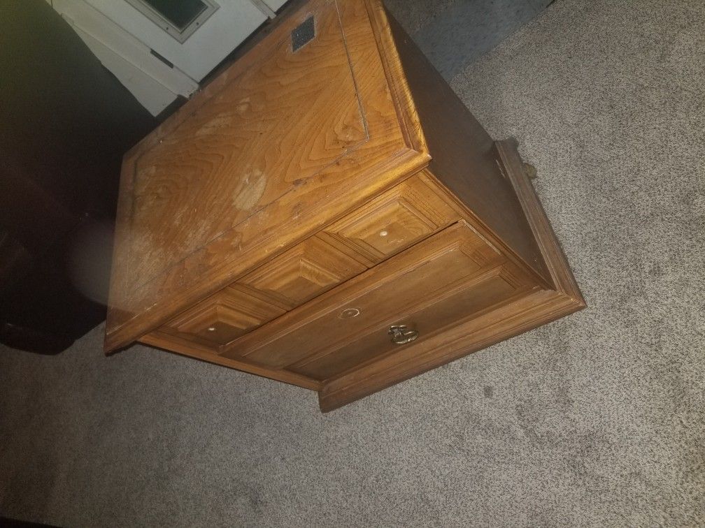 Small end table