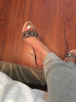 Authentic Gucci sandal 71/2